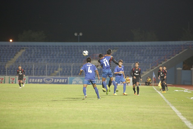 都是青少年 都是青少年